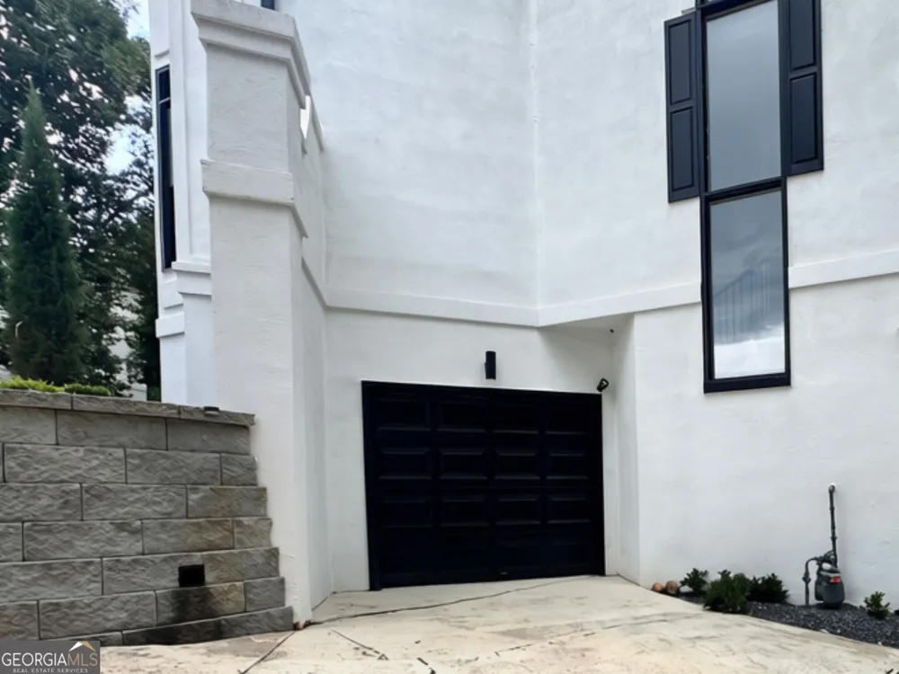 302 Shadow GLN McDonough, GA 30253