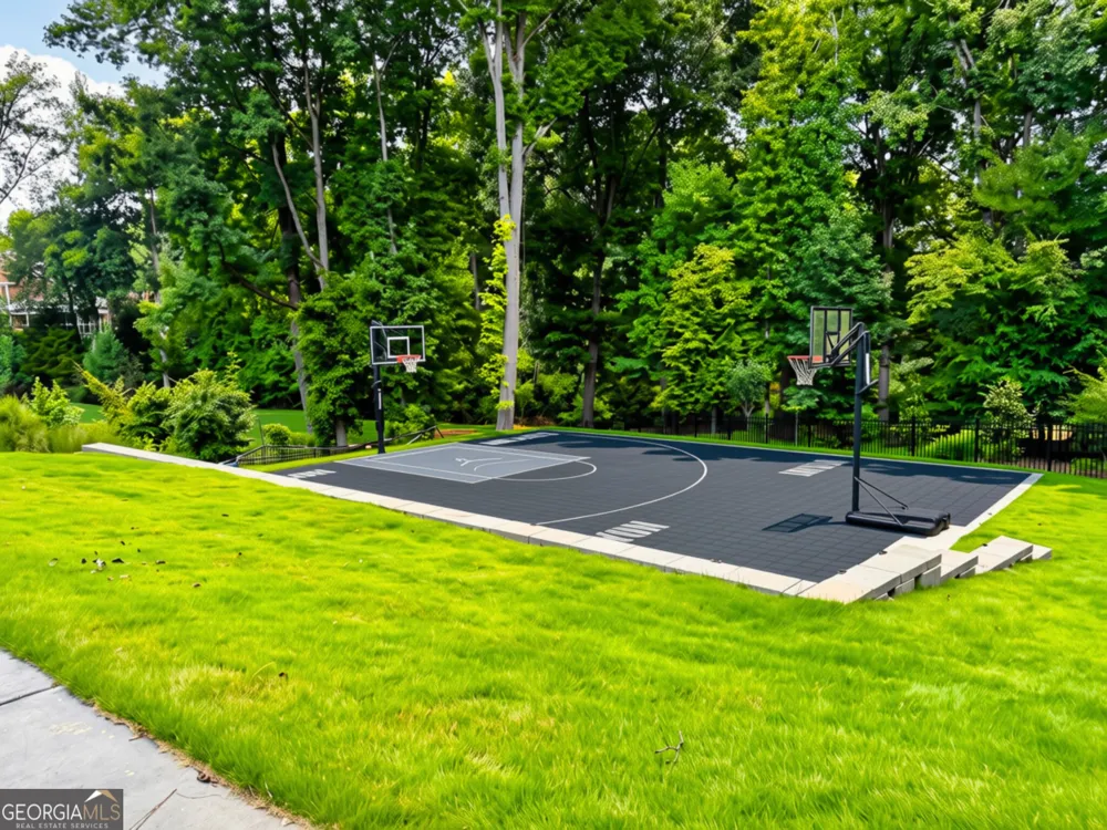 302 Shadow GLN McDonough, GA 30253