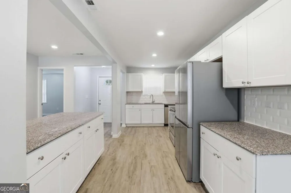774 Linda WAY Forest Park, GA 30297