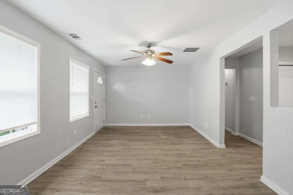 774 Linda WAY Forest Park, GA 30297