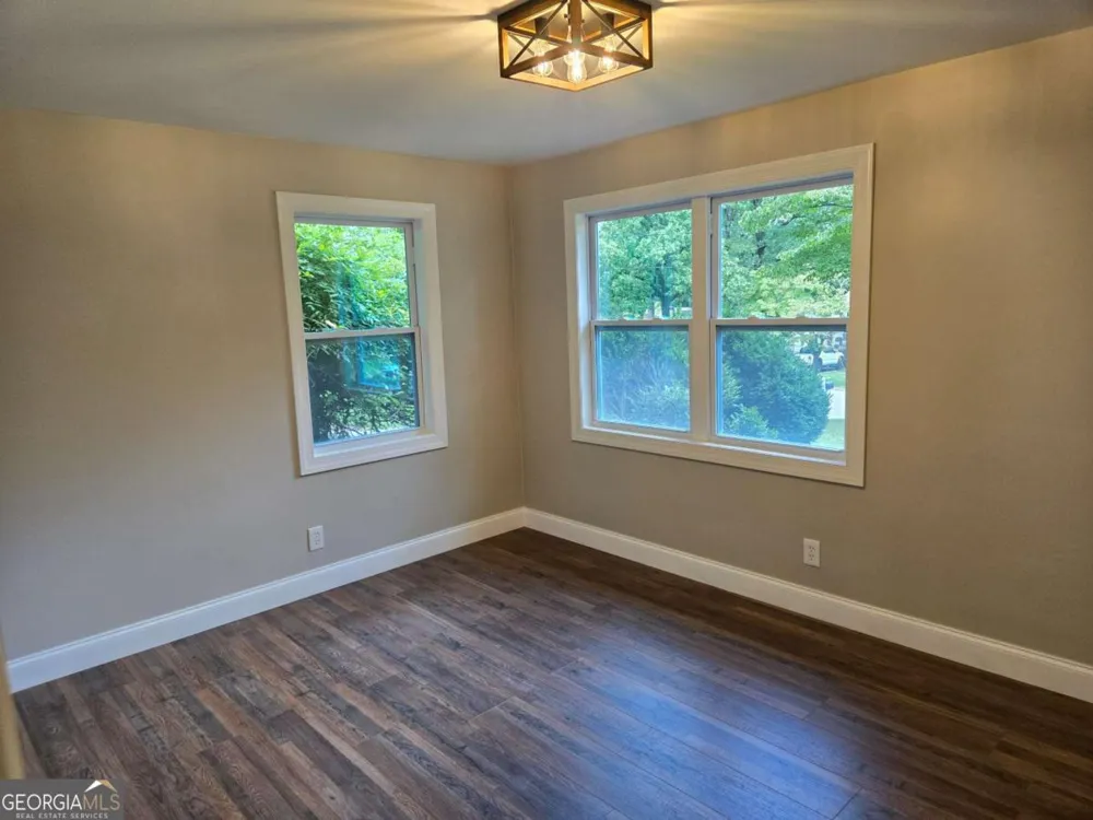 131 Mountain View DR Gainesville, GA 30501