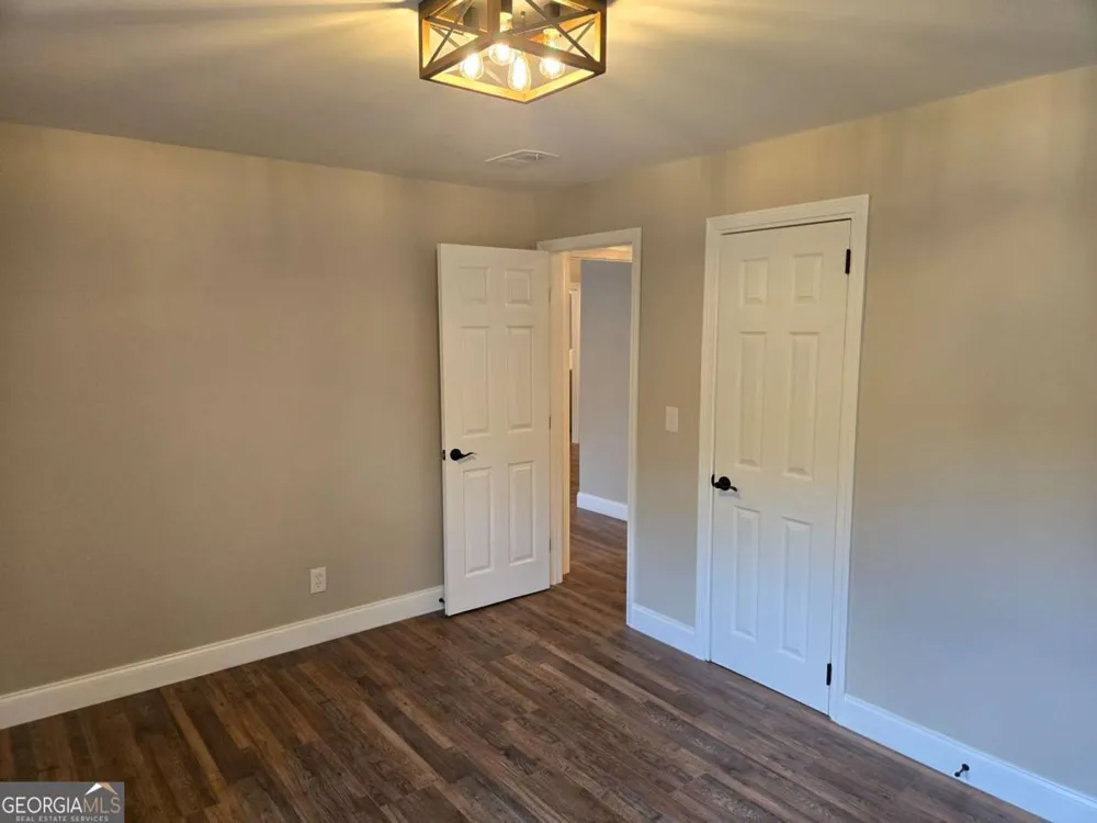 131 Mountain View DR Gainesville, GA 30501