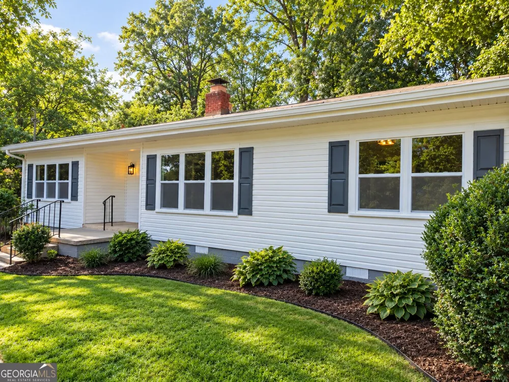 131 Mountain View DR Gainesville, GA 30501