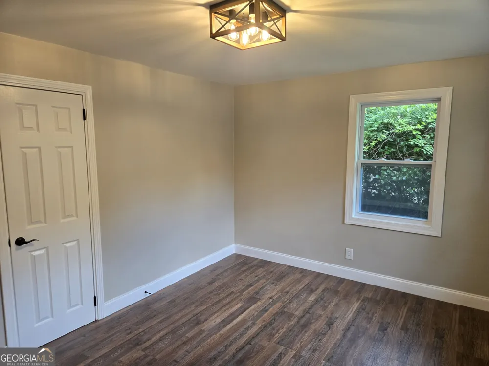 131 Mountain View DR Gainesville, GA 30501