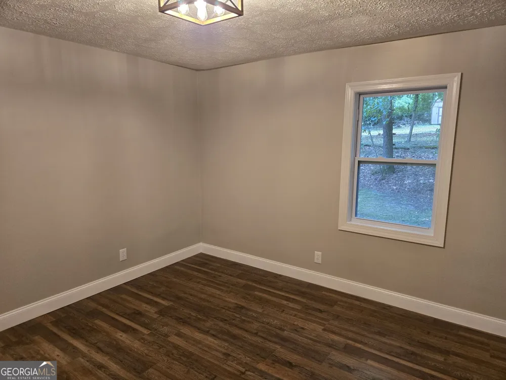 131 Mountain View DR Gainesville, GA 30501