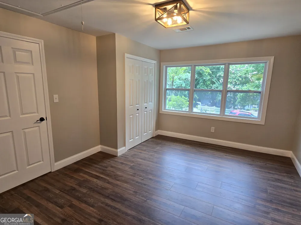 131 Mountain View DR Gainesville, GA 30501