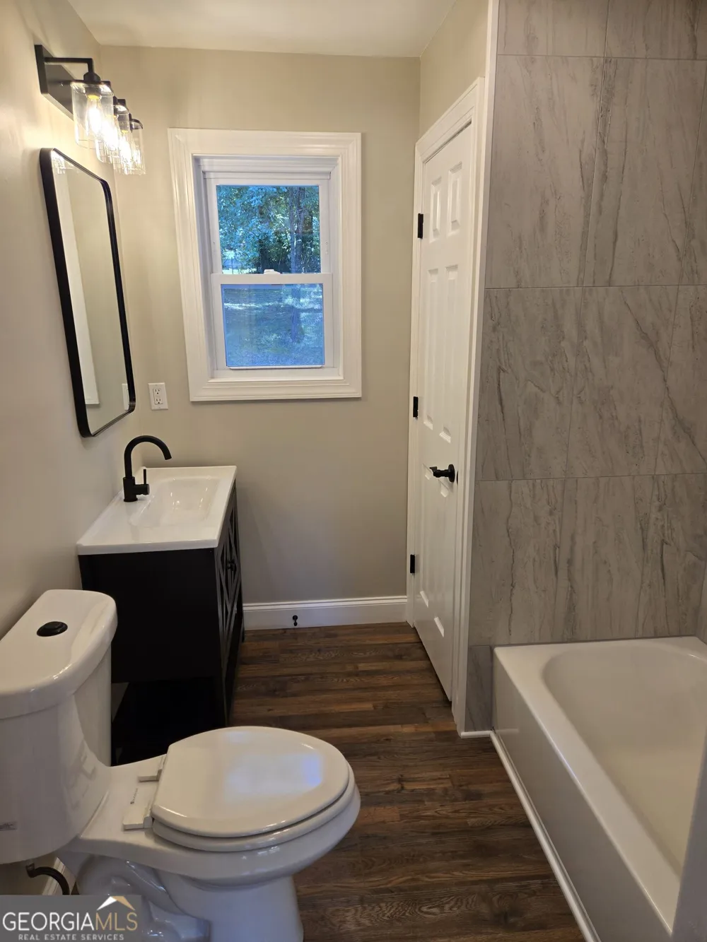 131 Mountain View DR Gainesville, GA 30501