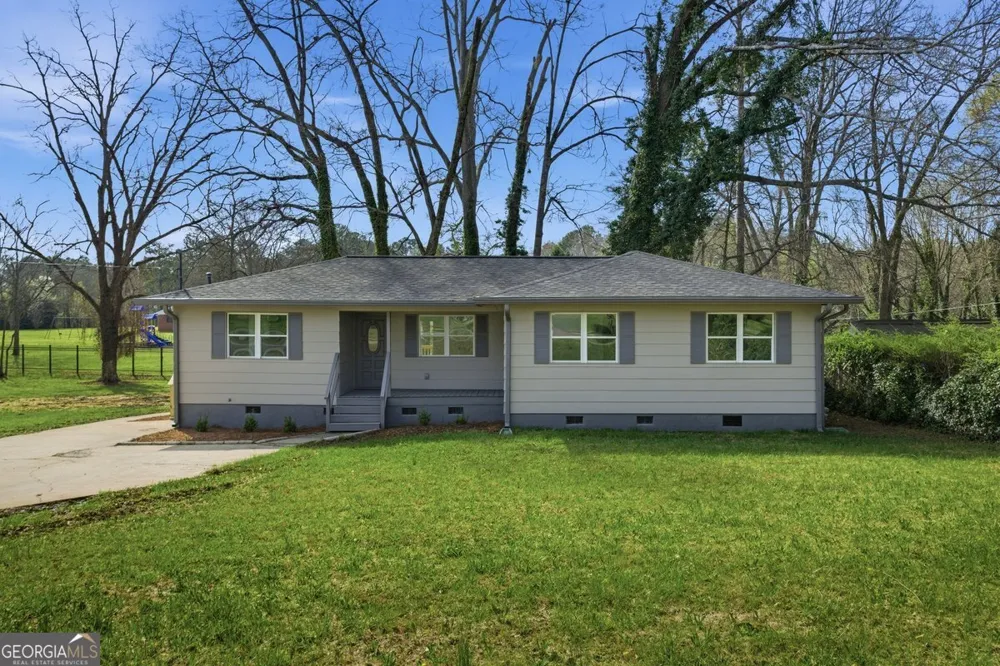 16 Rosenwald DR Hampton, GA 30228