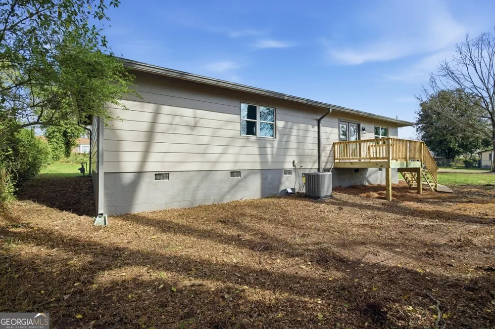 16 Rosenwald DR Hampton, GA 30228