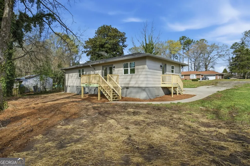 16 Rosenwald DR Hampton, GA 30228
