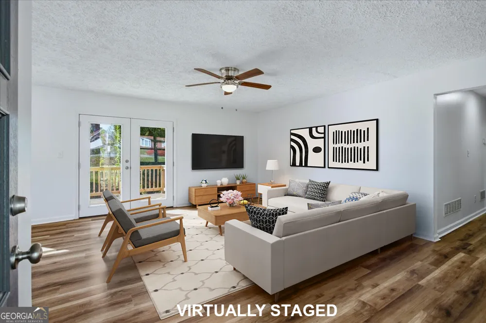 16 Rosenwald DR Hampton, GA 30228