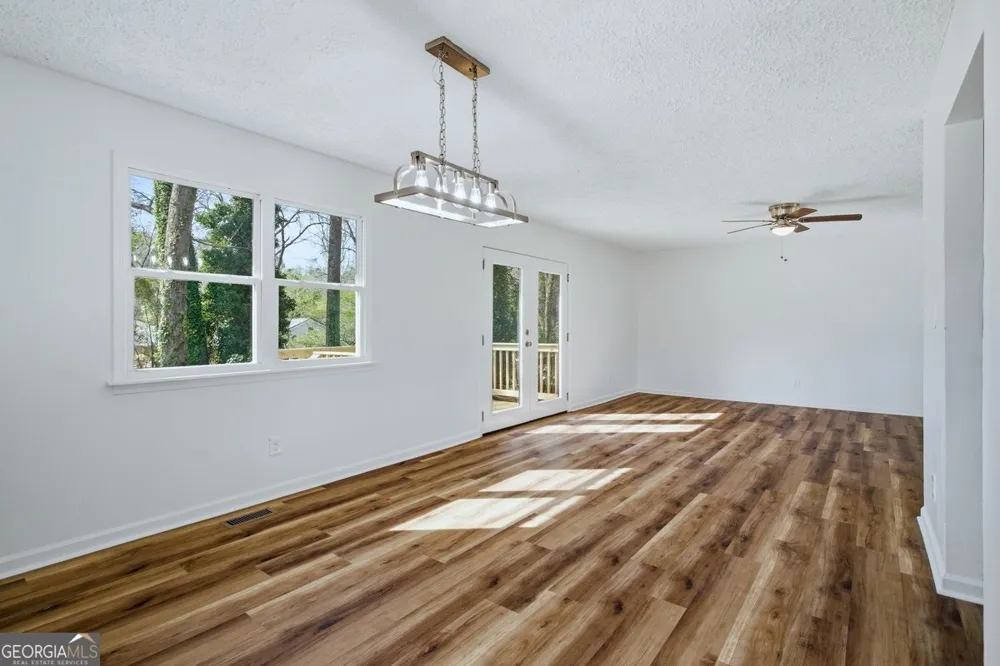16 Rosenwald DR Hampton, GA 30228
