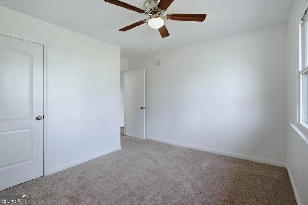 16 Rosenwald DR Hampton, GA 30228