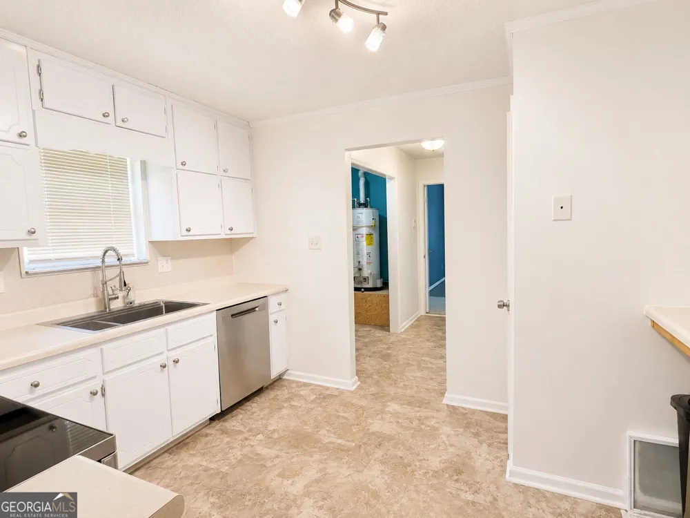 157 Davidson DR Griffin, GA 30223