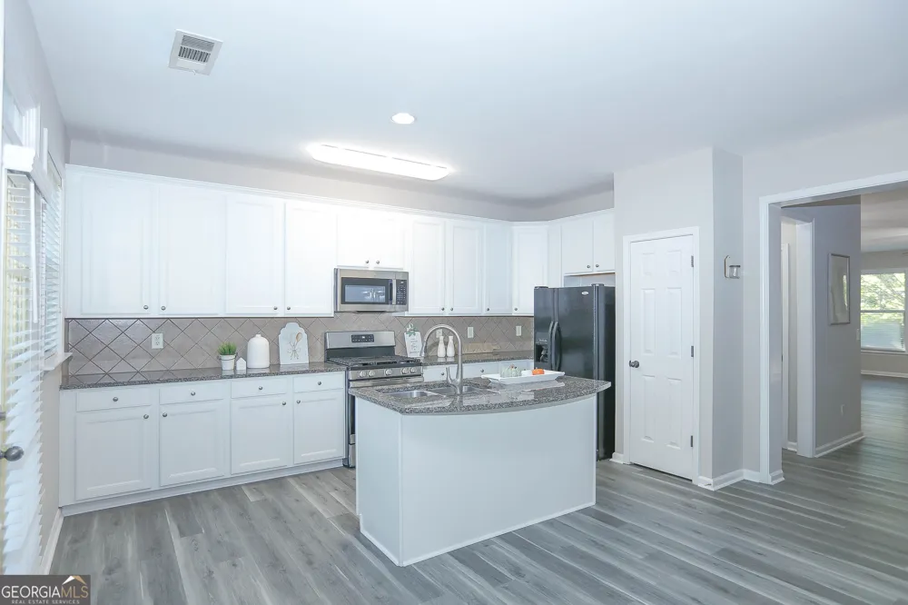 708 Village Field CT Suwanee, GA 30024