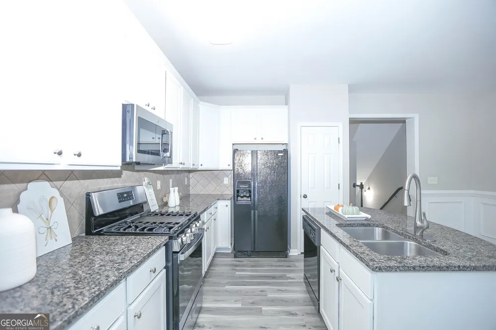708 Village Field CT Suwanee, GA 30024