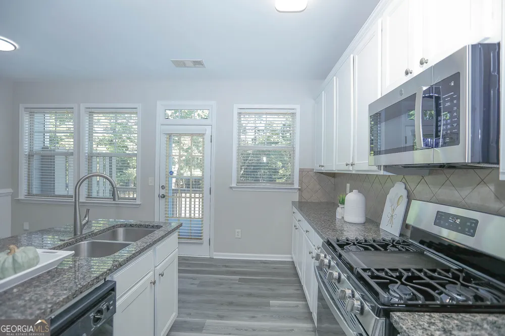 708 Village Field CT Suwanee, GA 30024
