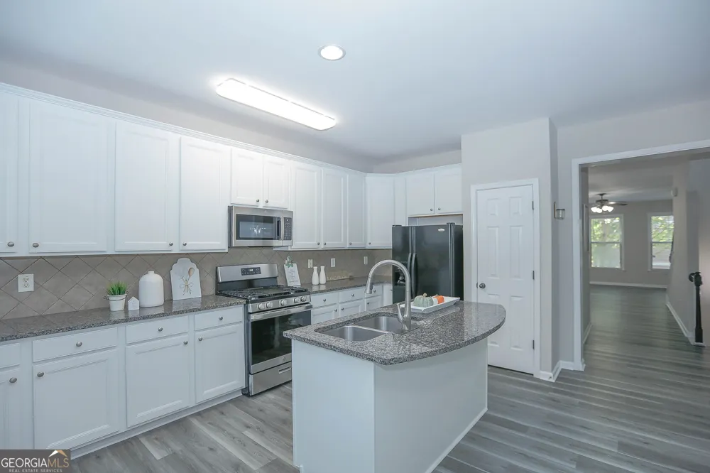 708 Village Field CT Suwanee, GA 30024