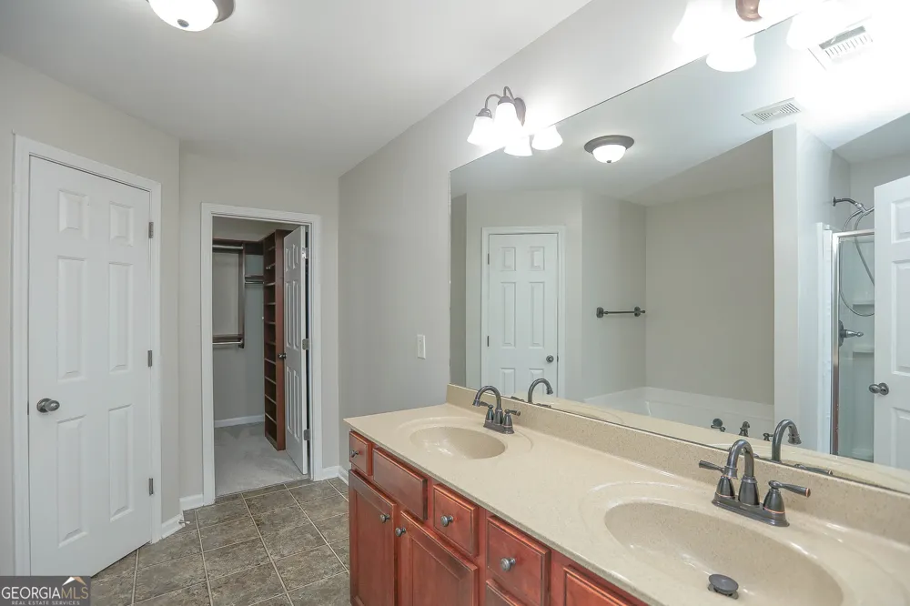 708 Village Field CT Suwanee, GA 30024