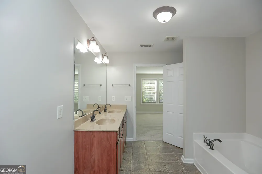 708 Village Field CT Suwanee, GA 30024