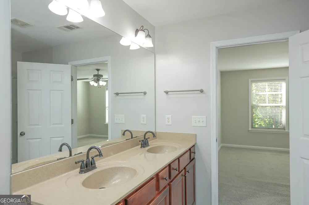 708 Village Field CT Suwanee, GA 30024