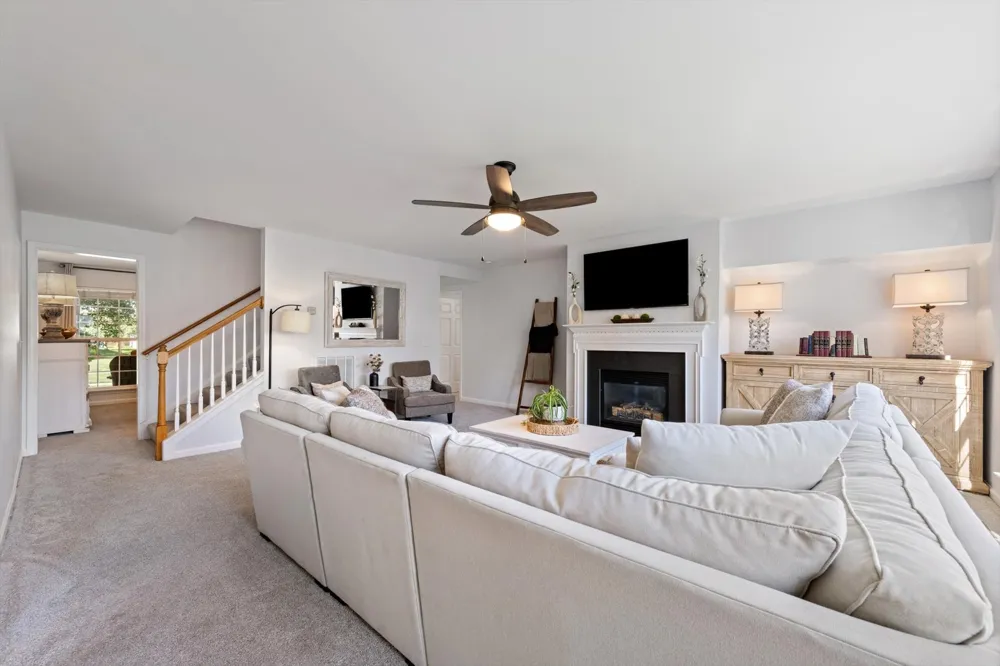 1902 Baileys Trace Dr Spring Hill, TN 37174