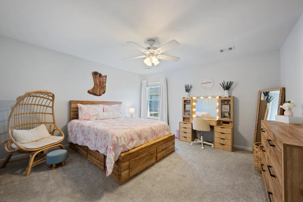 1902 Baileys Trace Dr Spring Hill, TN 37174