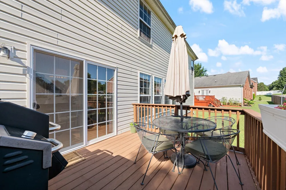 1902 Baileys Trace Dr Spring Hill, TN 37174