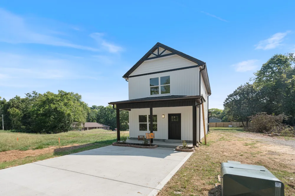 411C Beech St Clarksville, TN 37042