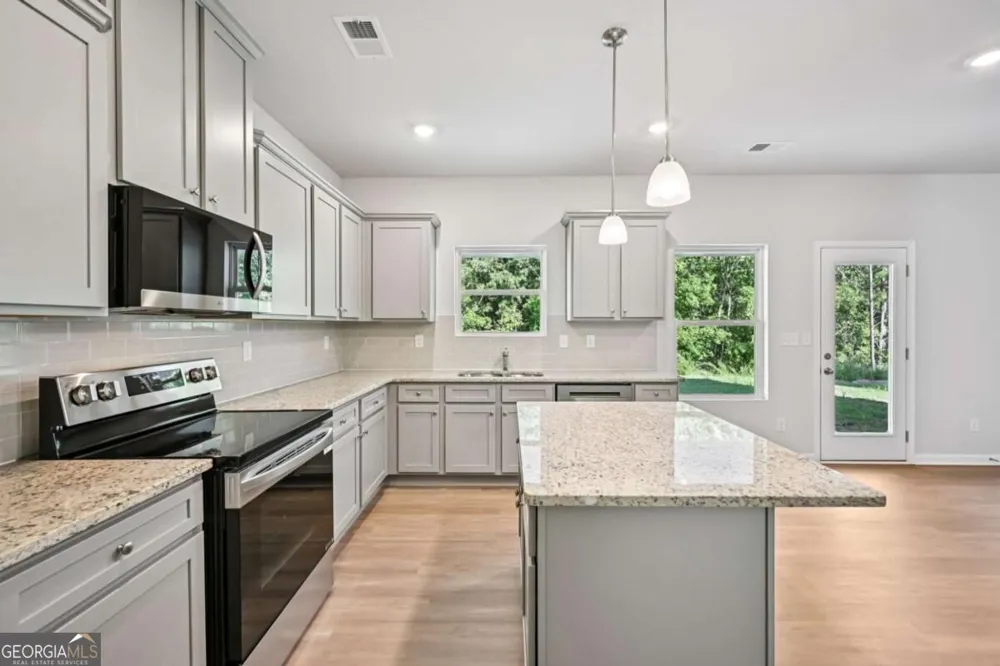 11147 Suria DR Covington, GA 30014