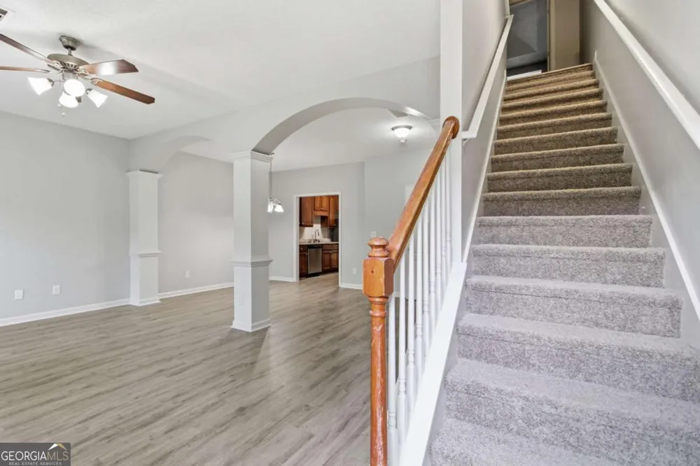 8642 Thomas LN Riverdale, GA 30274