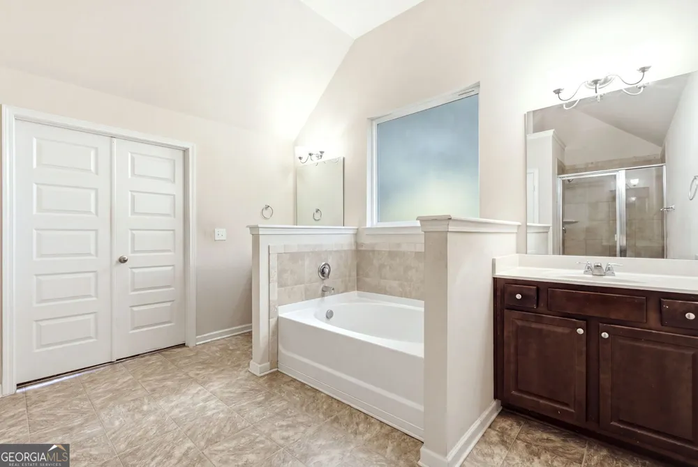 1664 Stone Meadow RD Lithonia, GA 30058
