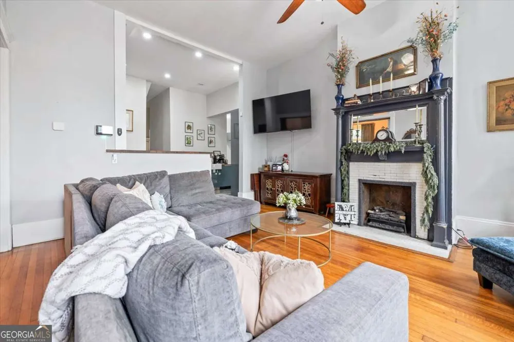 120 W 37Th ST Savannah, GA 31401