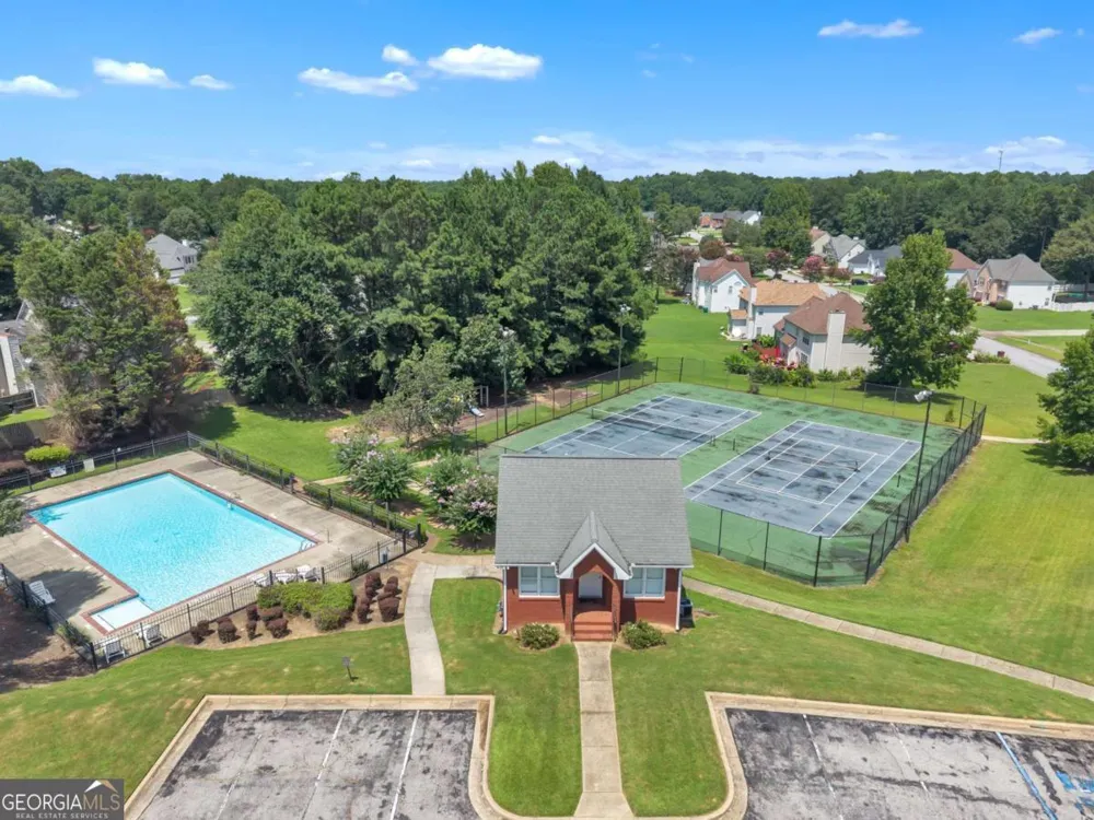 9757 Washington CIR Jonesboro, GA 30238