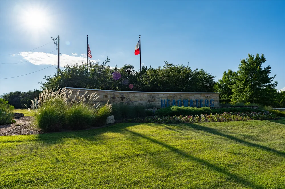 255 Moonlit Stream Pass Dripping Springs, TX 78620