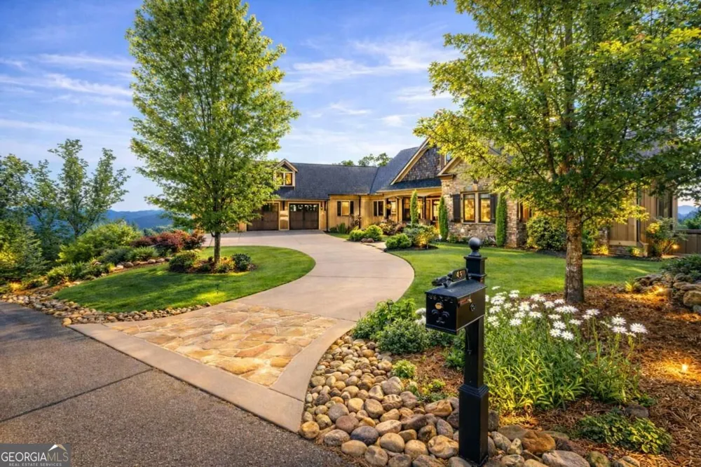 49 Waterside DR Cartersville, GA 30121