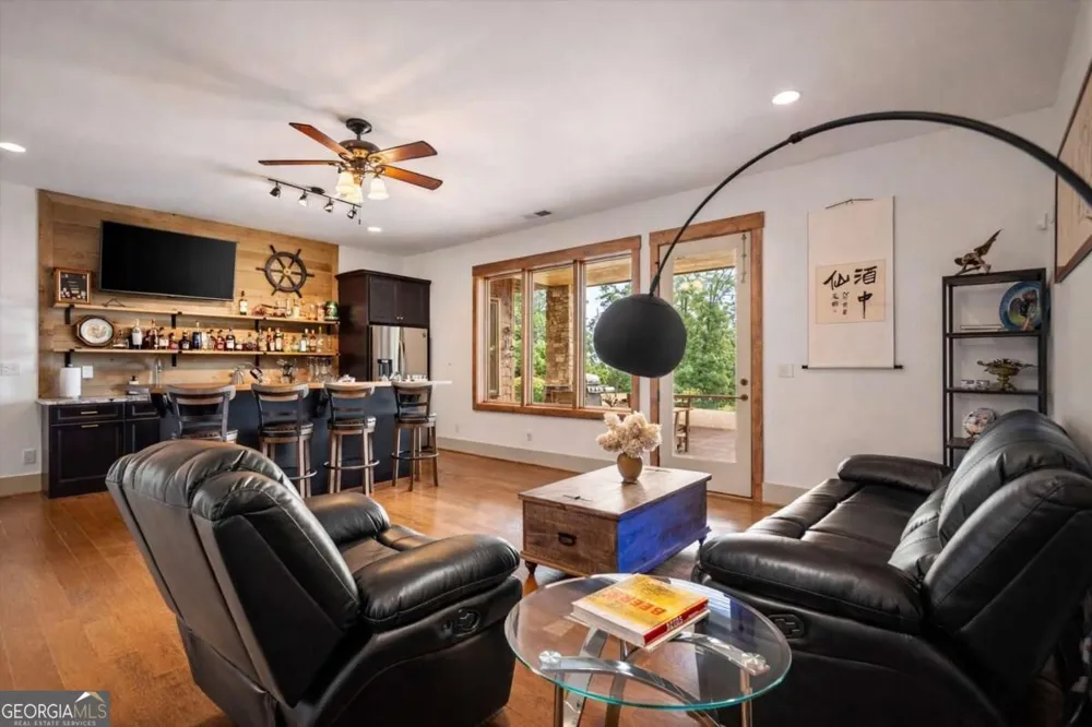 49 Waterside DR Cartersville, GA 30121