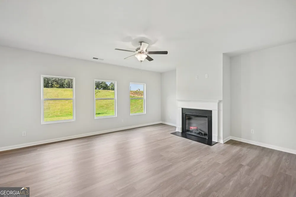 11807 Neely LN Covington, GA 30014