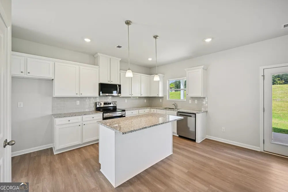 11807 Neely LN Covington, GA 30014