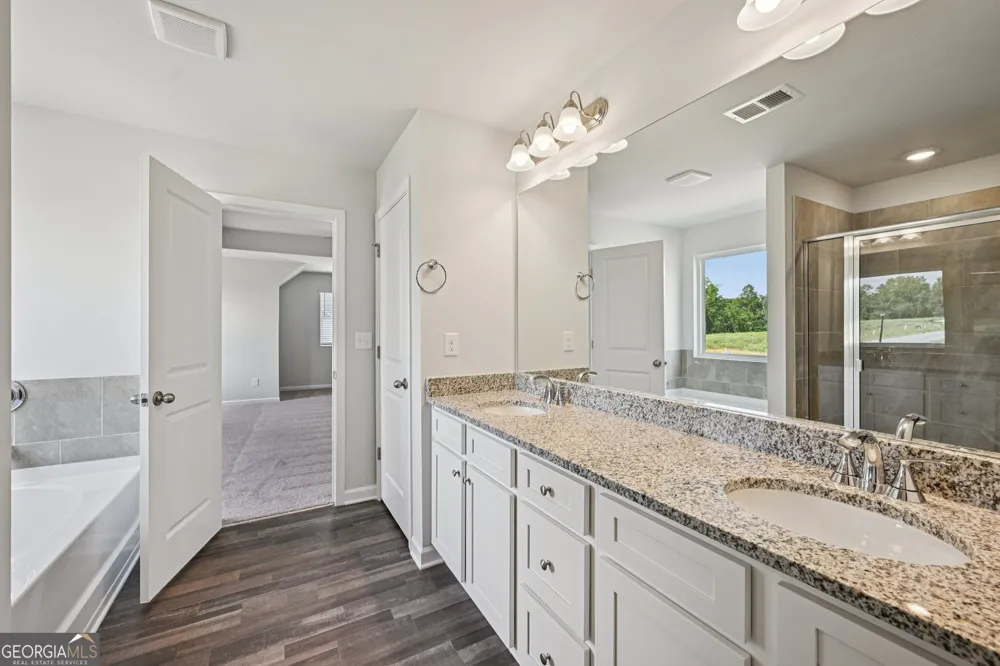 11807 Neely LN Covington, GA 30014