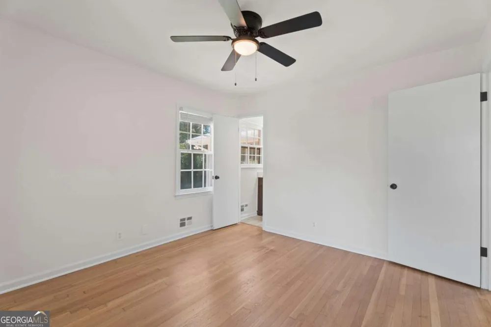 865 Old Tucker RD Stone Mountain, GA 30087