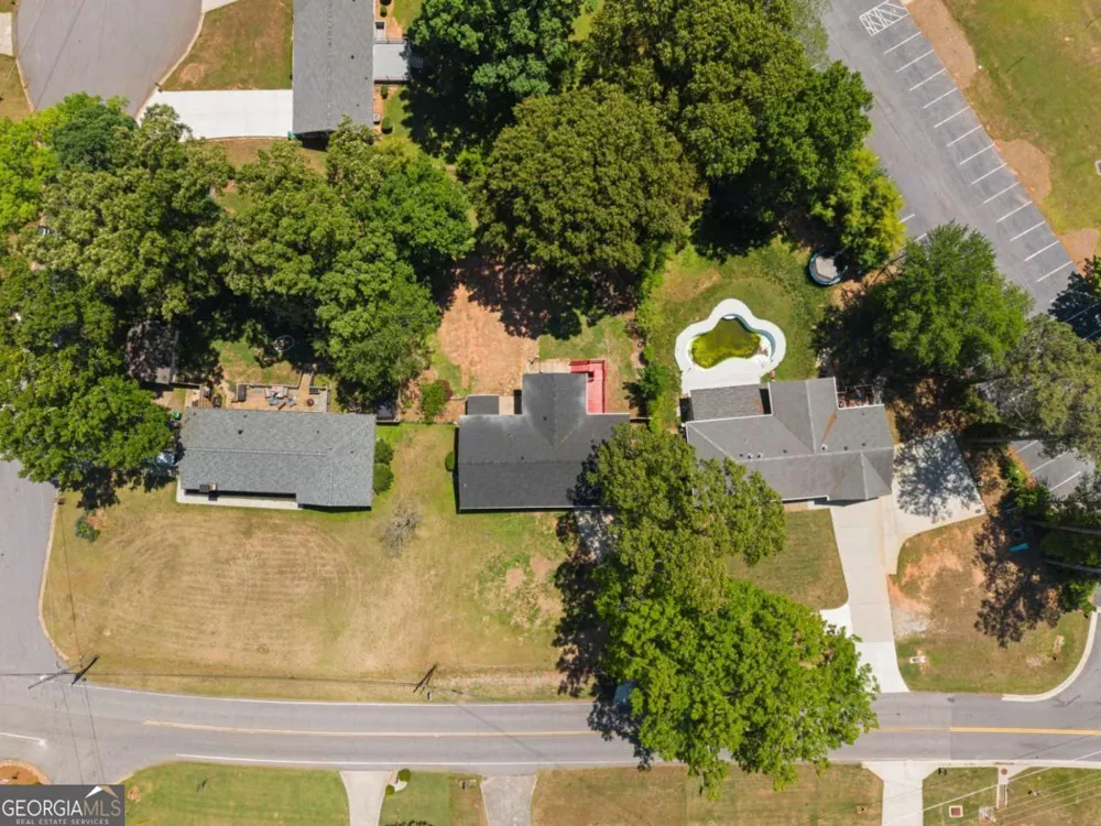 865 Old Tucker RD Stone Mountain, GA 30087