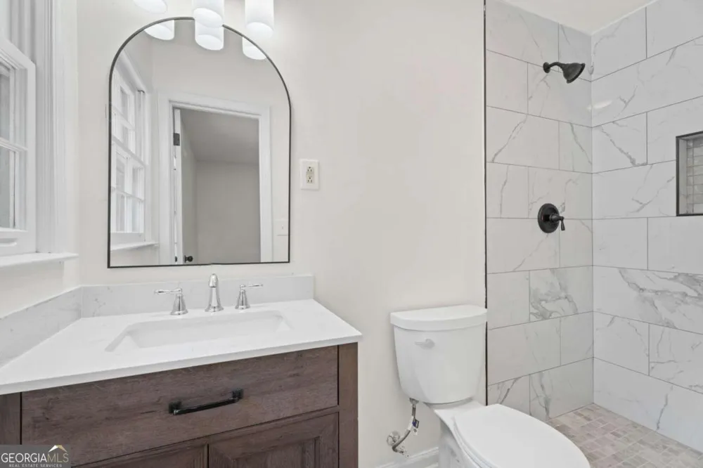 865 Old Tucker RD Stone Mountain, GA 30087