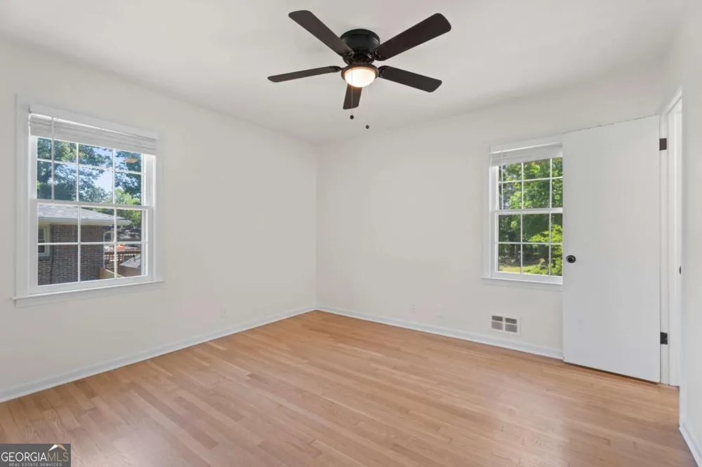 865 Old Tucker RD Stone Mountain, GA 30087