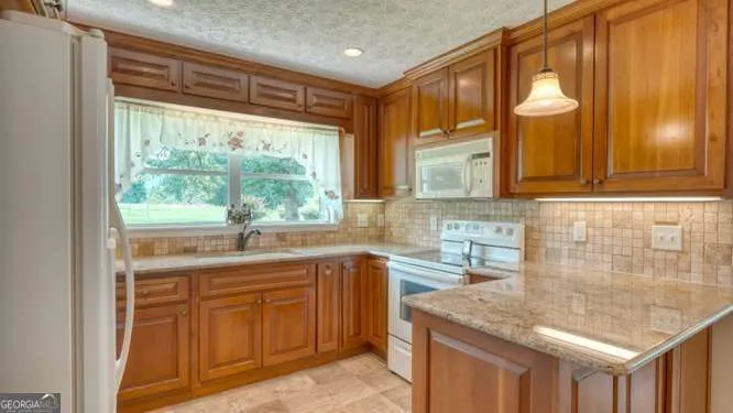 52 Farner-Plott DR Blairsville, GA 30512