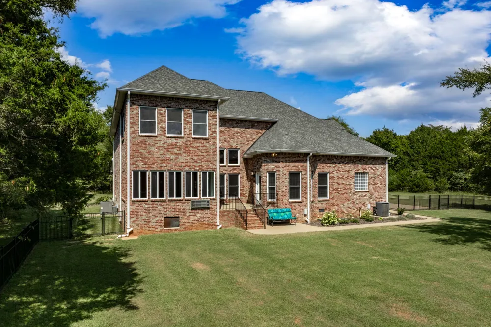 2850 Rockdale Fellowship Rd Mount Juliet, TN 37122