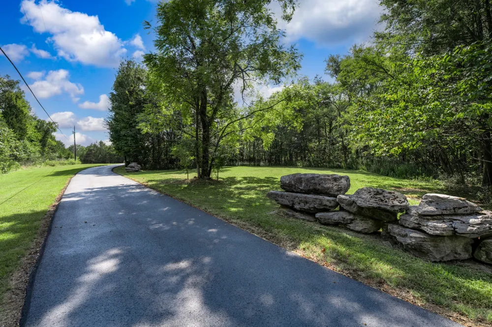 2850 Rockdale Fellowship Rd Mount Juliet, TN 37122