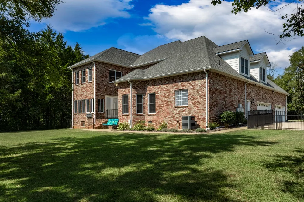 2850 Rockdale Fellowship Rd Mount Juliet, TN 37122