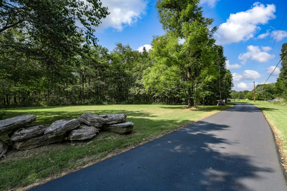 2850 Rockdale Fellowship Rd Mount Juliet, TN 37122