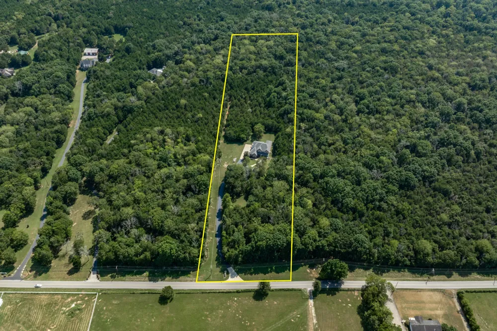 2850 Rockdale Fellowship Rd Mount Juliet, TN 37122
